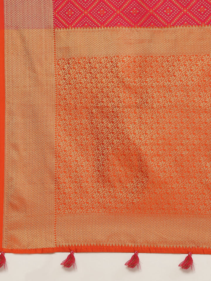 Geometric Woven Handloom Saree