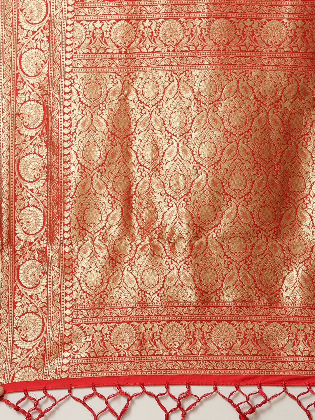 Zari Jaal Art Handloom Woven Saree