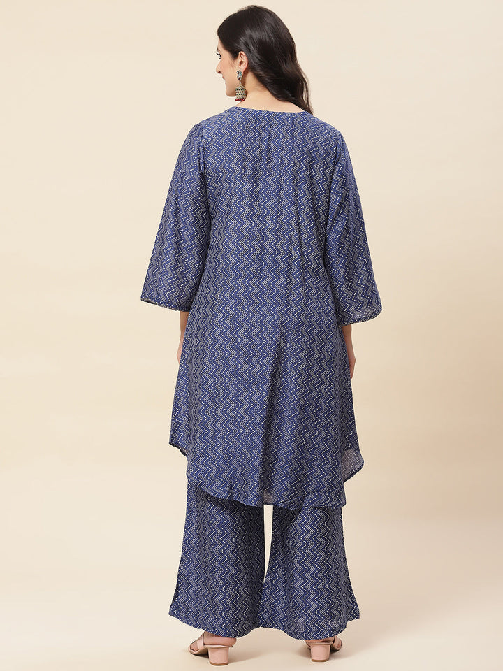 Printed &amp; Neck Embroidered Muslin Kurta With Pants