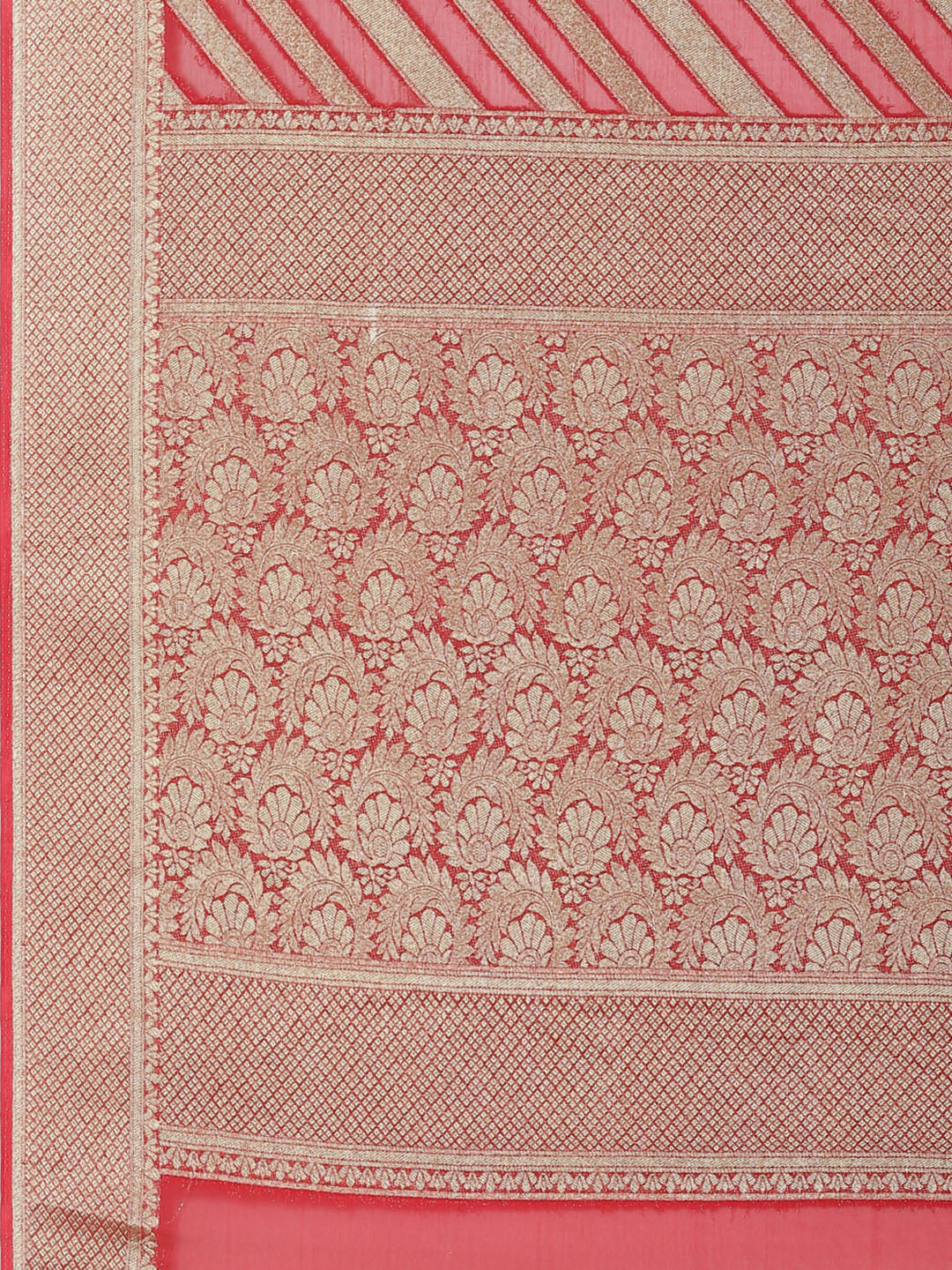 Zari Jaal Georgette Plain Saree