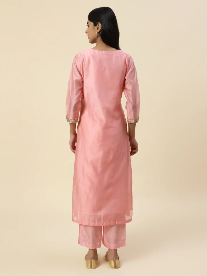 Zari Neck Embroidered Chanderi Kurta With Pants