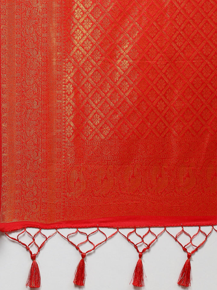 Zari Jaal Handloom Woven Saree