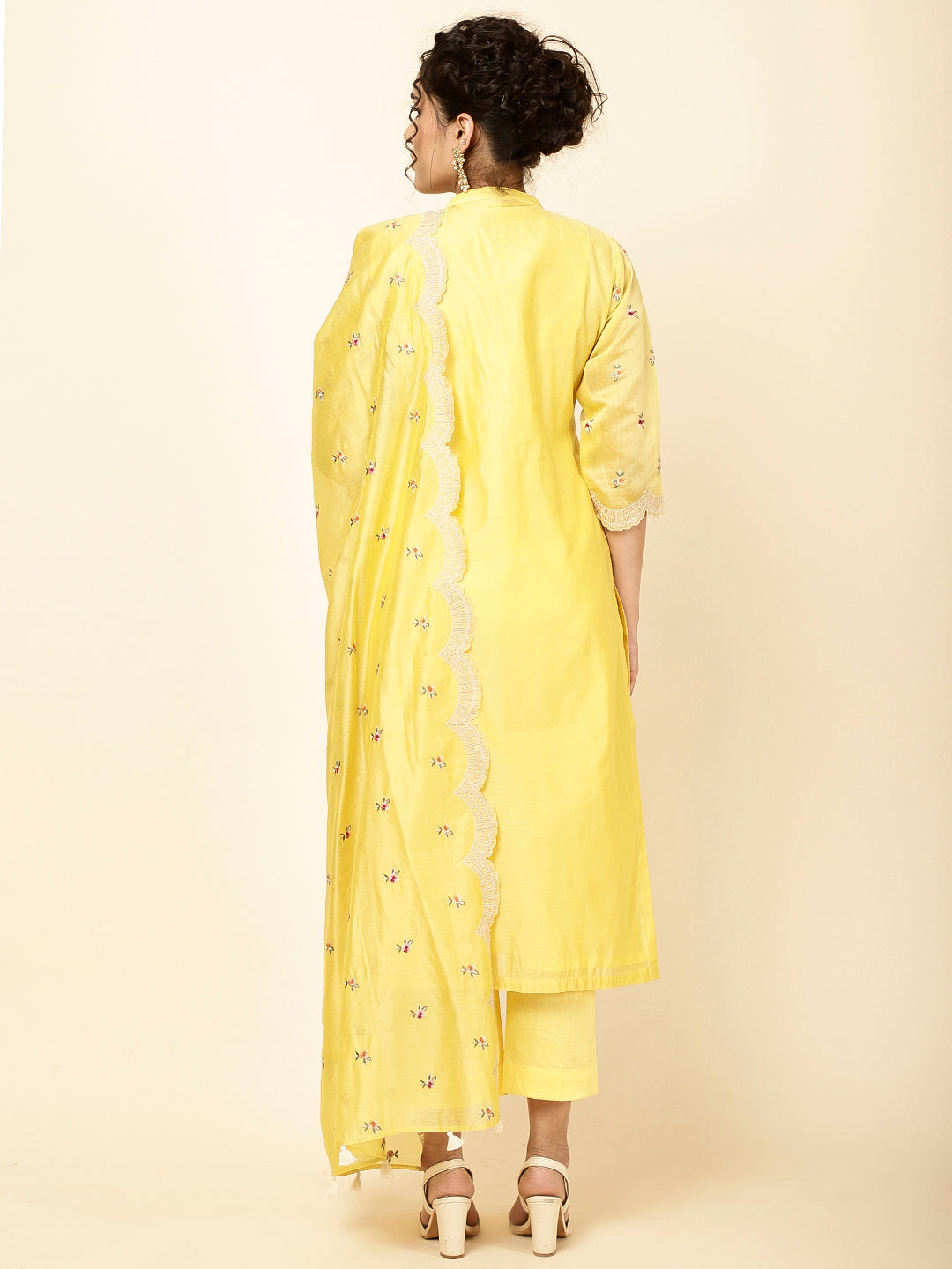 Floral Embroidered Chanderi Kurta With Pants & Dupatta
