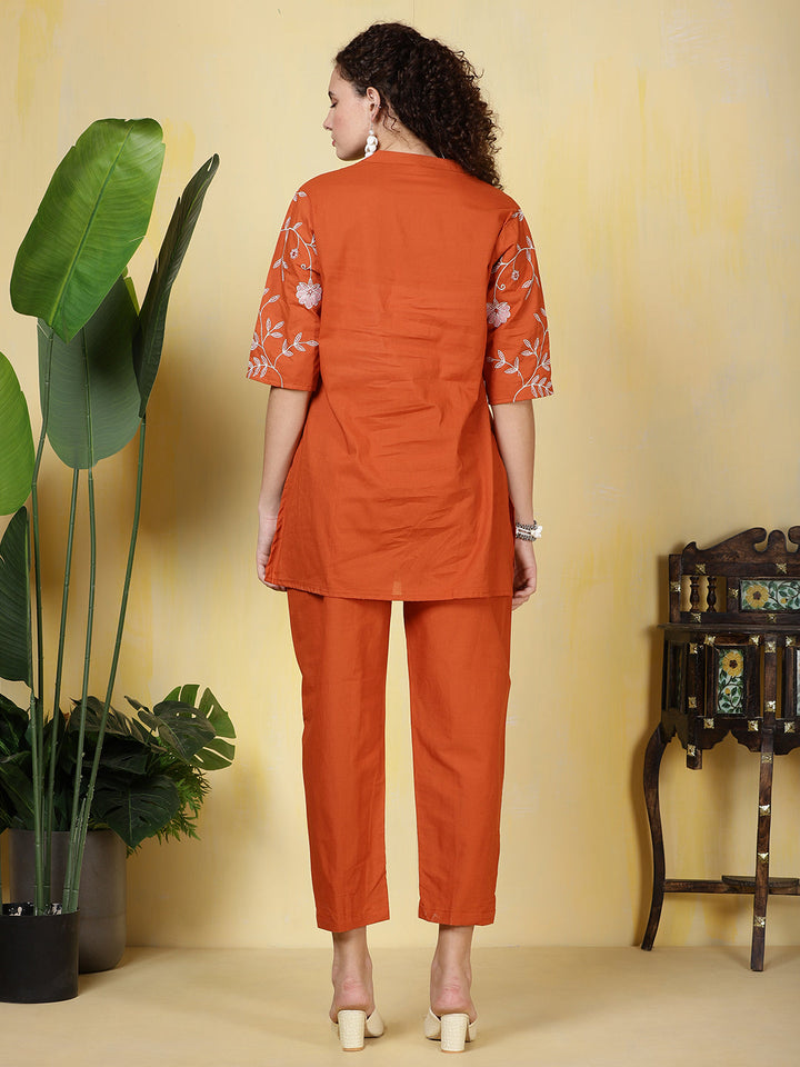 Printed Cotton Blend Kurta With Pants