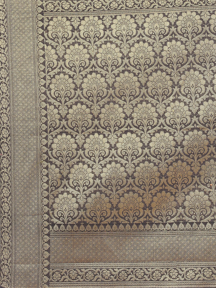 Cotton Saree with Zari Jaal
