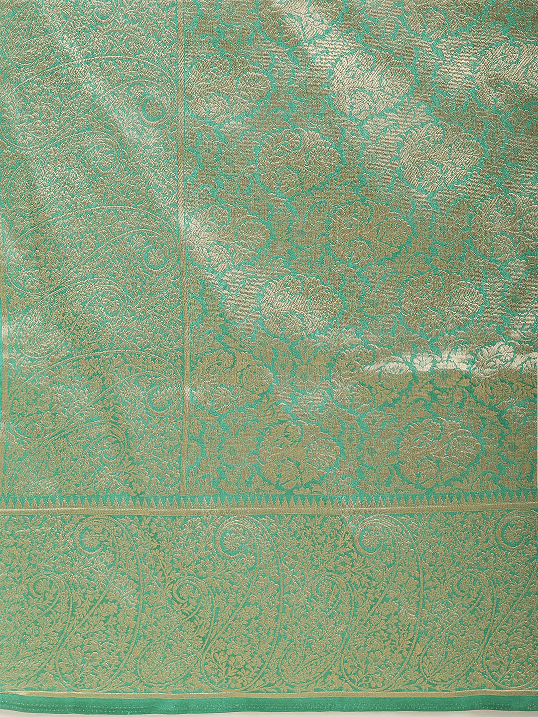 Zari Border Booti Woven Handloom Saree
