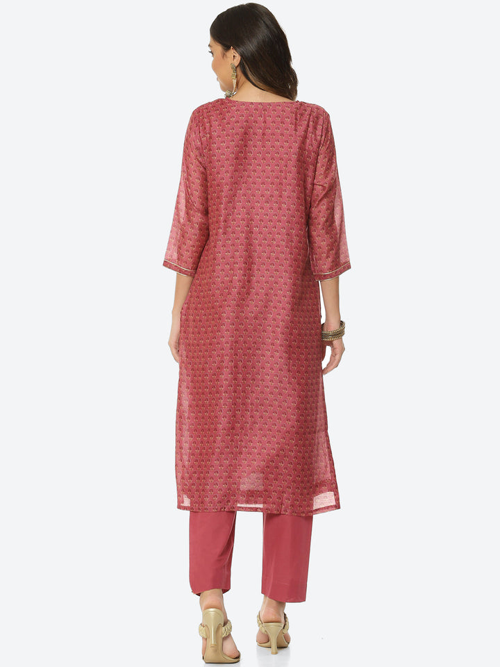 Zari Embroidered Printed Chanderi Kurta With Pant