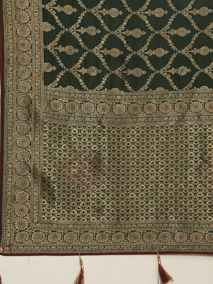 Resham Jaal Embroidered Banarasi Saree