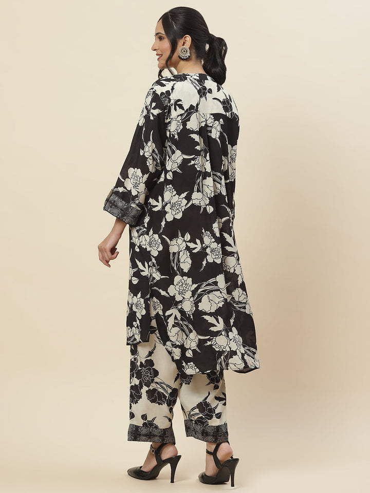 Floral Printed Muslin Kurta With Pants