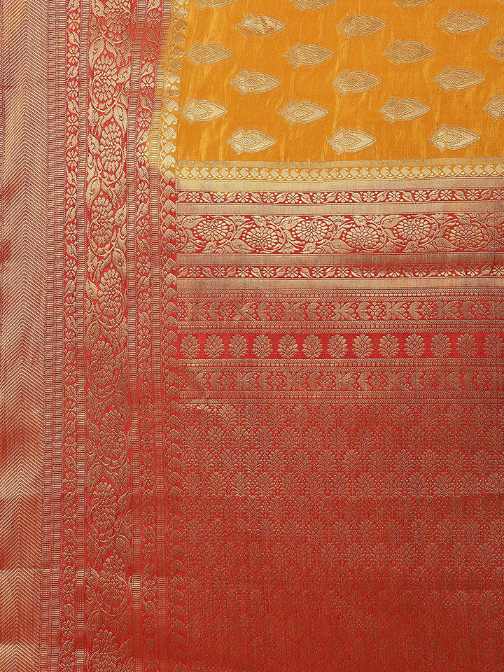 Zari Border Booti Work Art Handloom Woven Saree