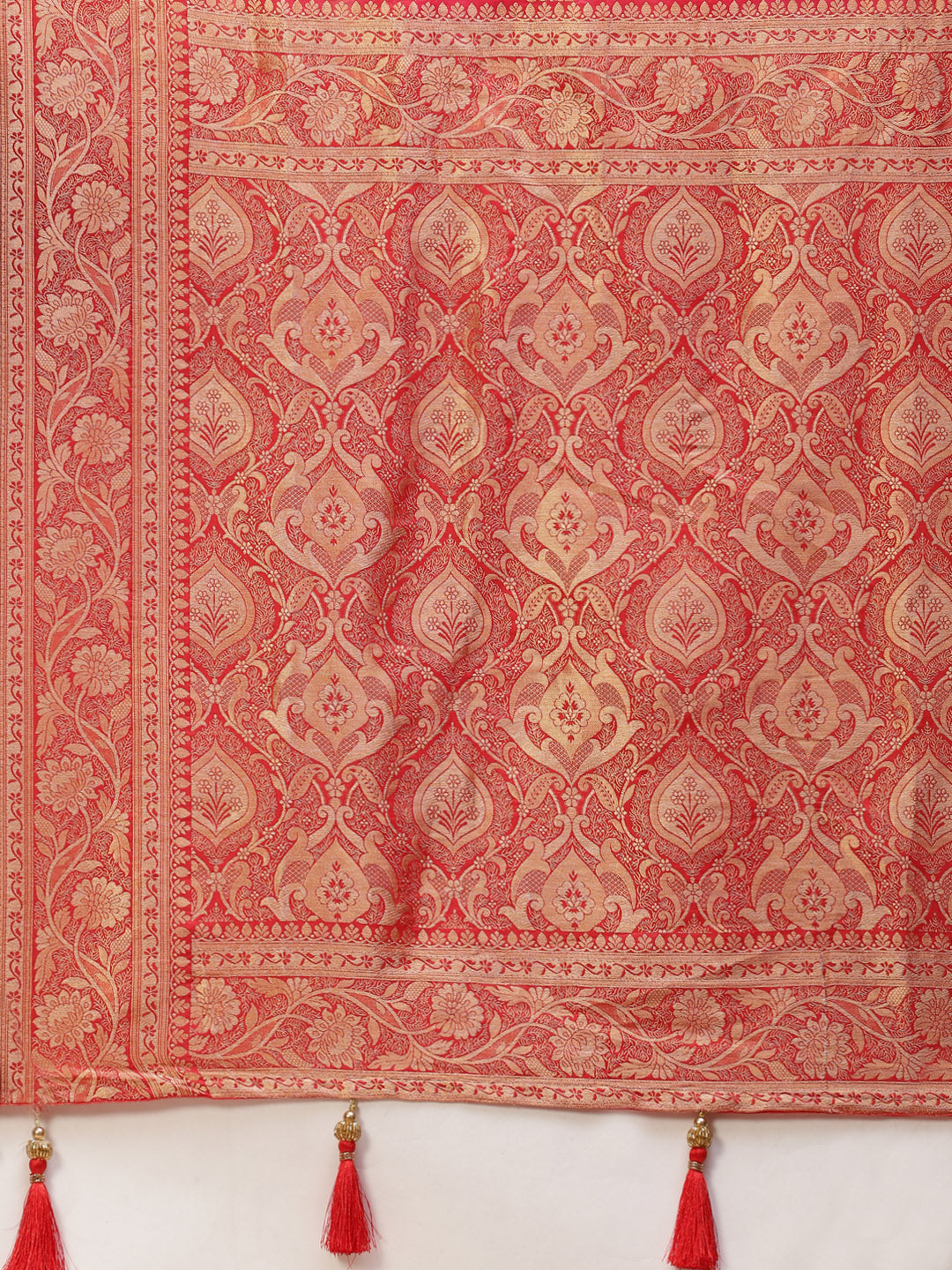 Zari Jaal Handloom Woven Saree