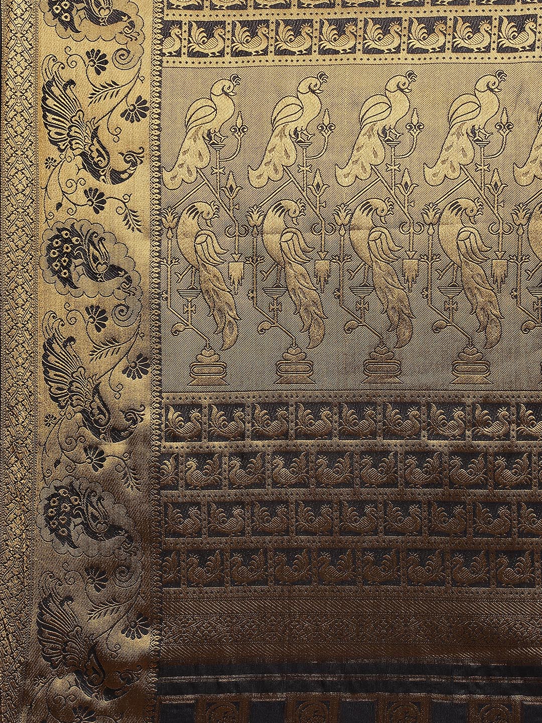 Zari Jaal Art Handloom Woven Saree