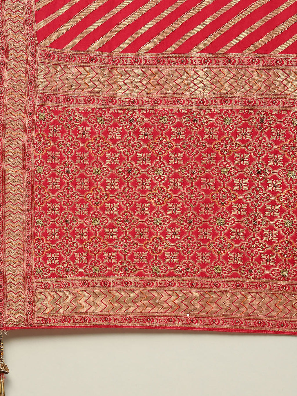 Cutdana Embroidered Handloom Saree