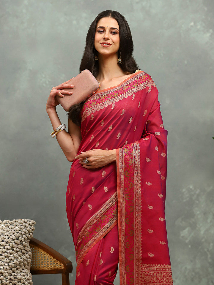 Resham Woven Design Cotton Blend Woven Saree