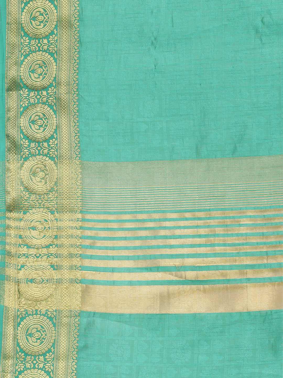 Plain Zari Border Art Handloom Woven Saree