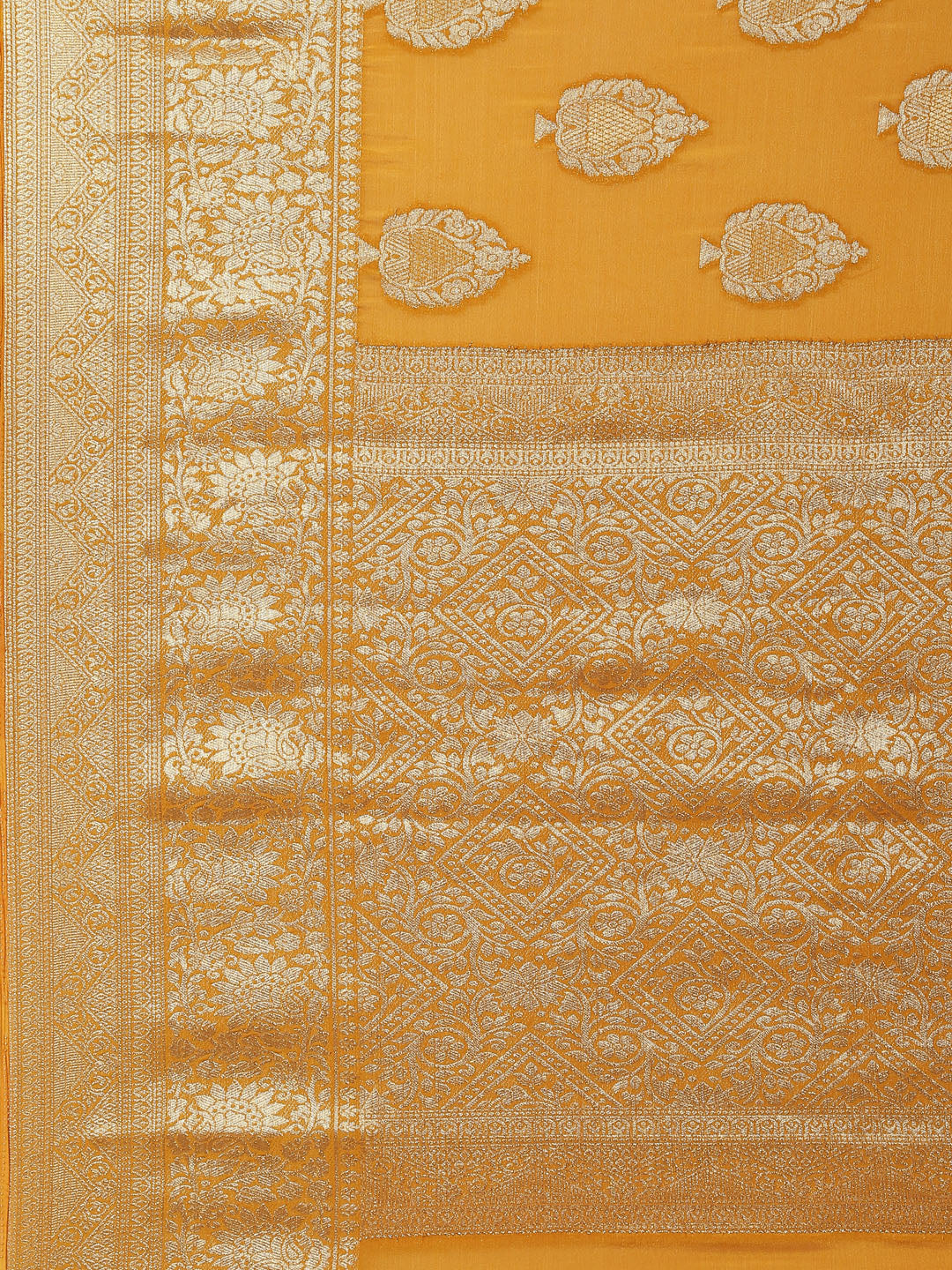 Zari Booti Crepe Plain Saree