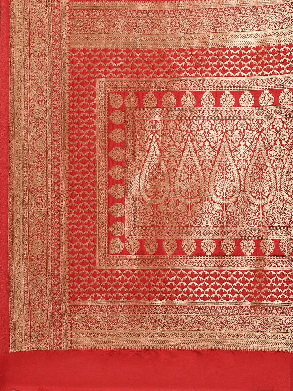 Zari Border Booti Art Handloom Woven Saree