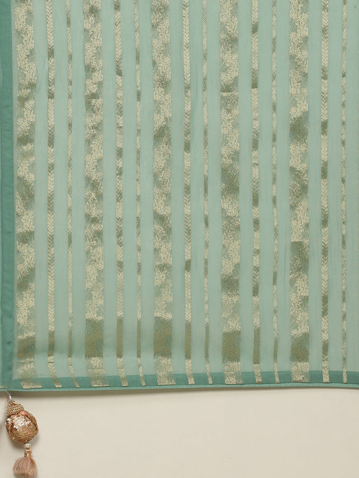 Zari Jaal Organza Plain Saree