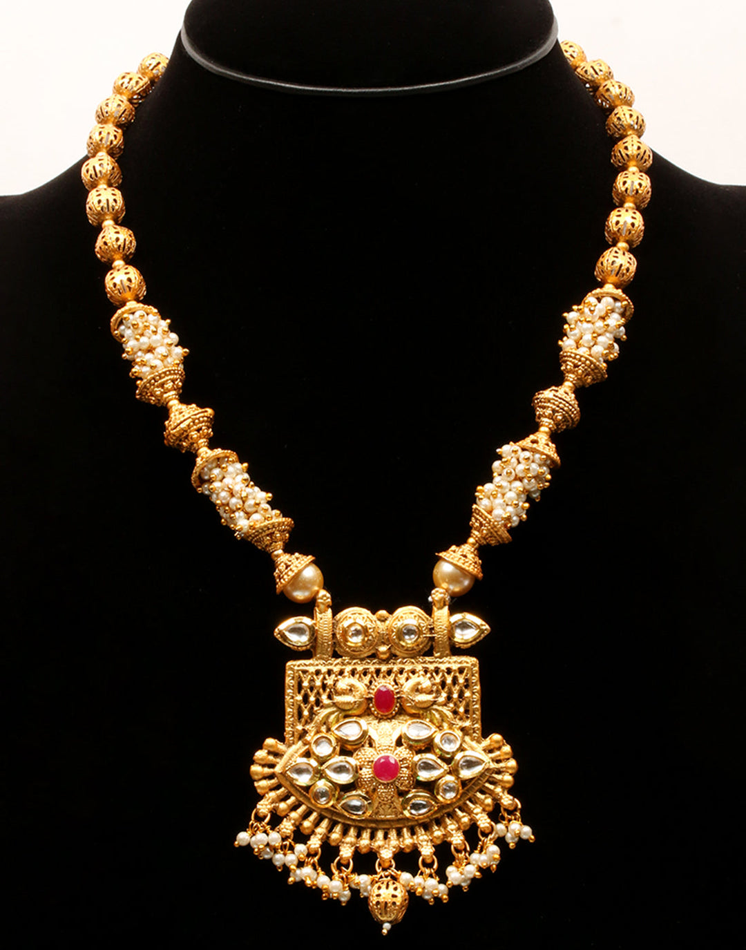 SET (JEWELRY)