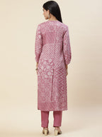 Floral Printed Muslin Kurta With Pants