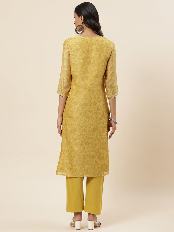 Printed &amp; Neck Embroidered Chanderi Kurta With Pants