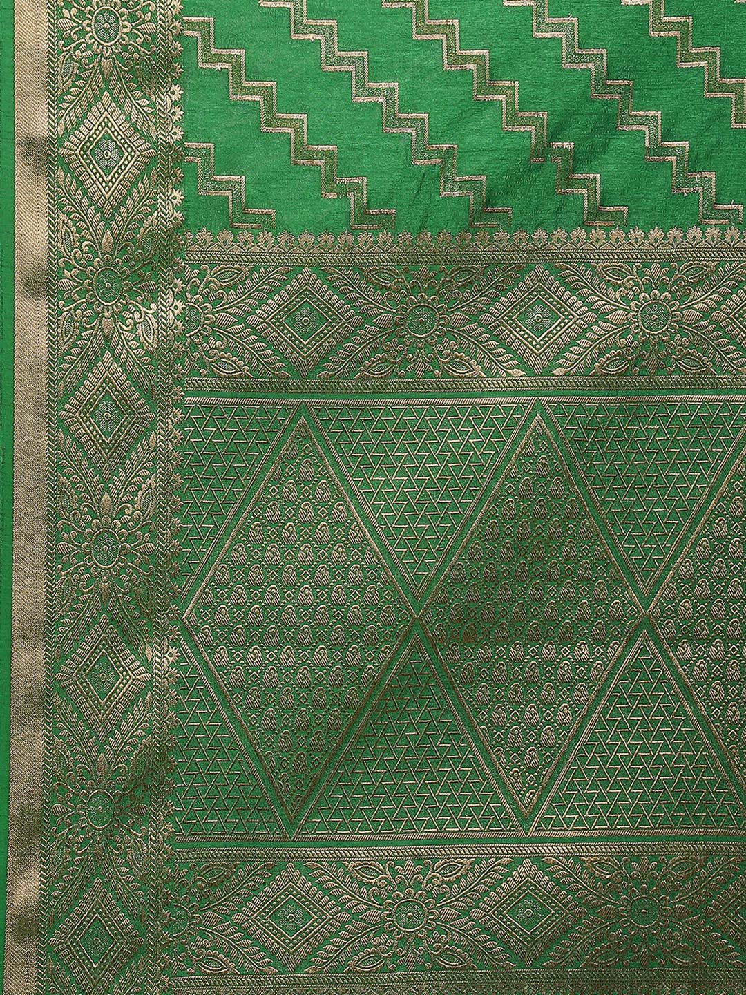 Zari Jaal Art Handloom Woven Saree