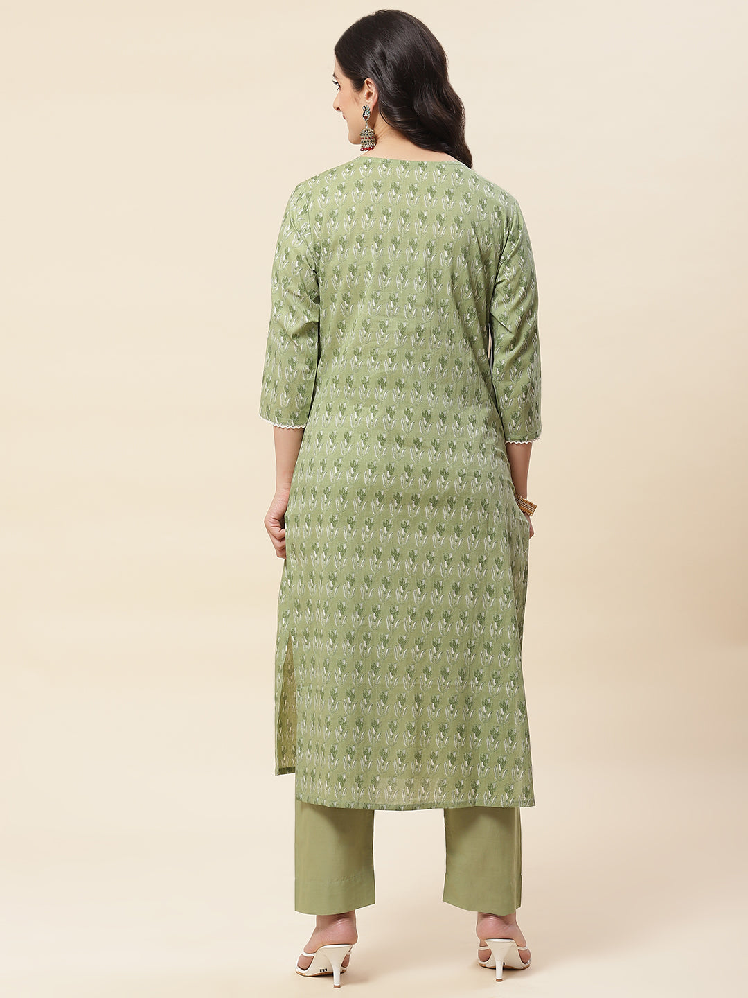 Printed  &amp; Neck Embroidered Cotton Kurta With Pants