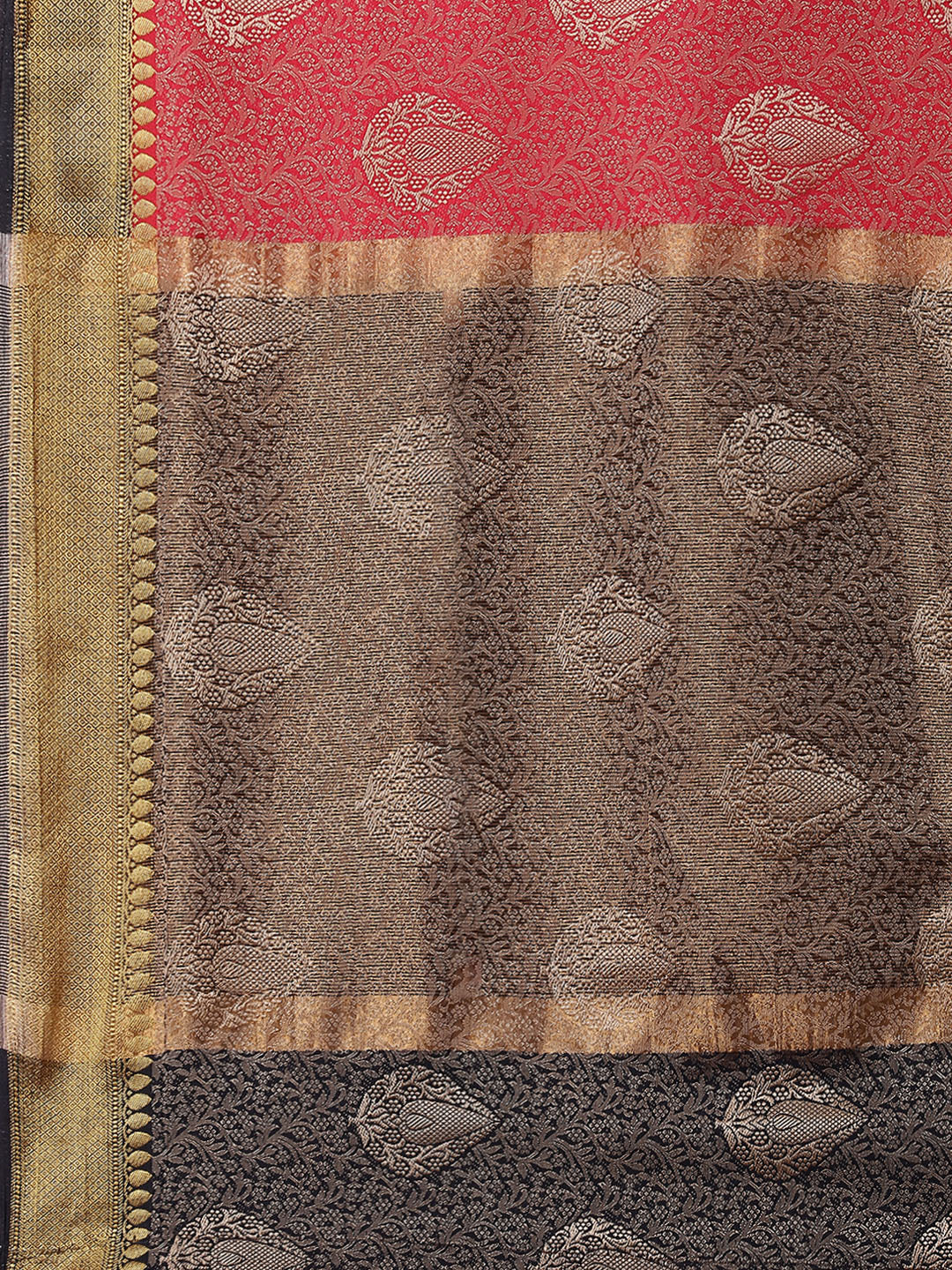 Zari Border Booti Art Handloom Woven Saree