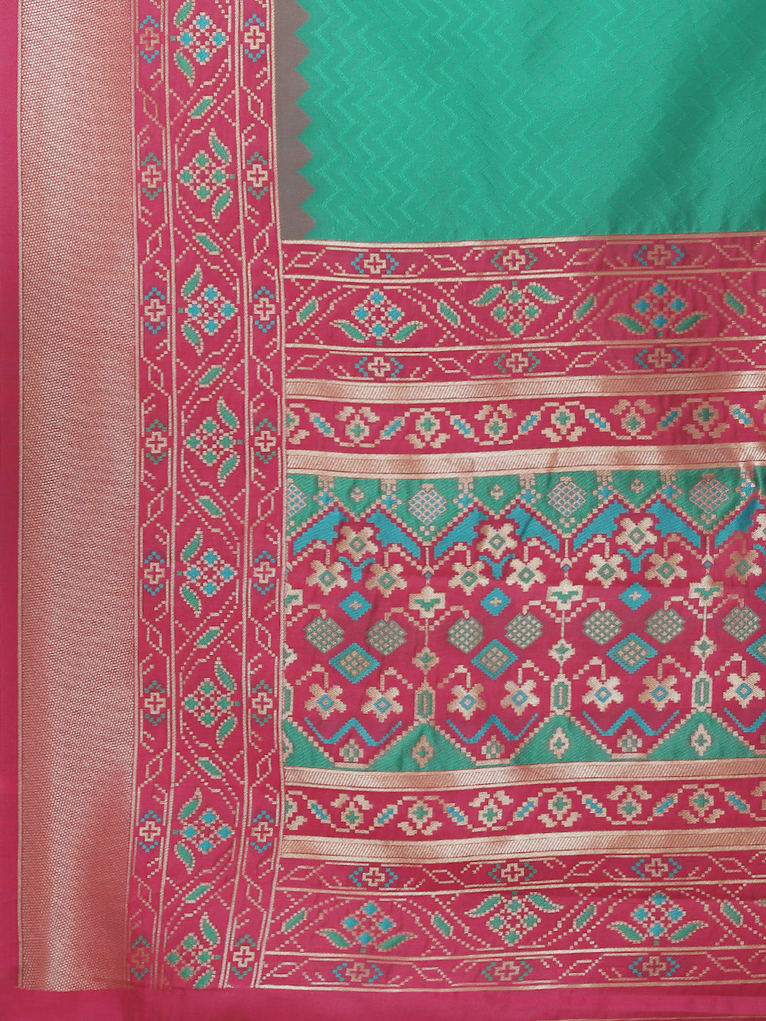Zari Jaal Woven Handloom Saree