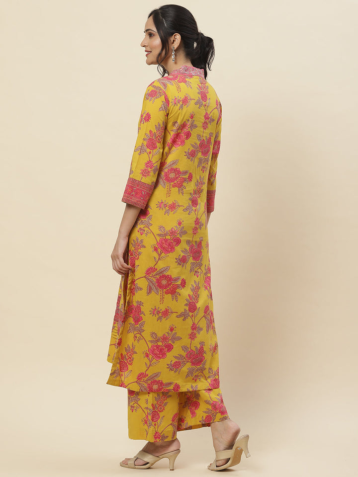 Floral Printed Cotton Kurta With Pants