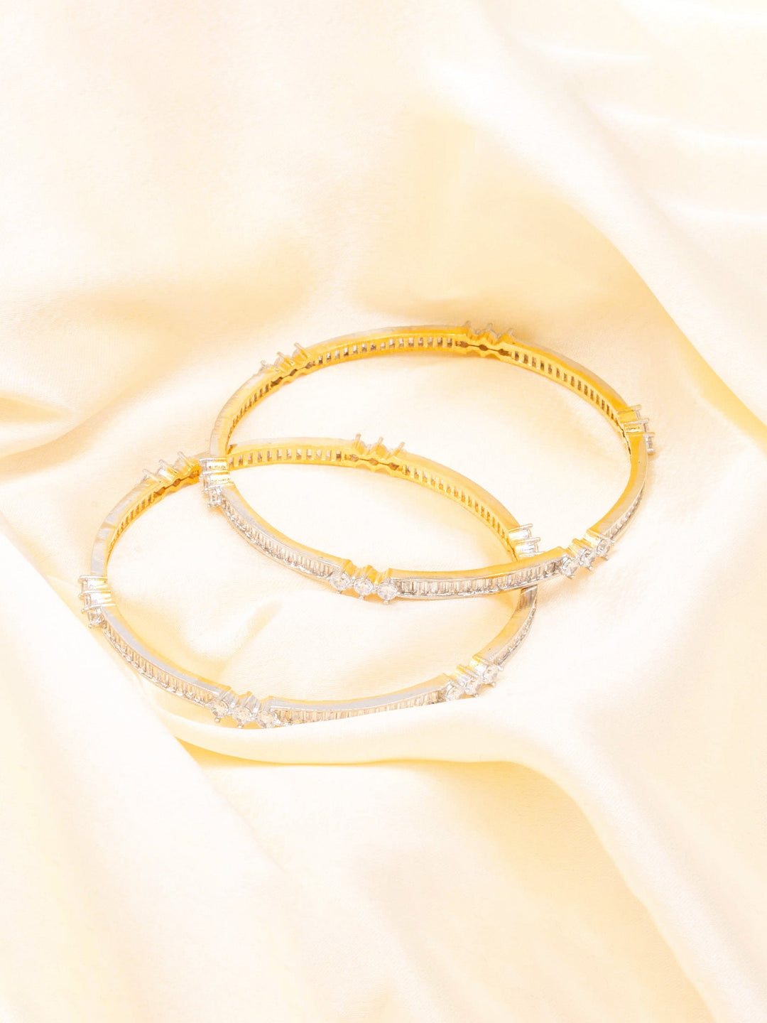 Golden &amp; White Bangle Set