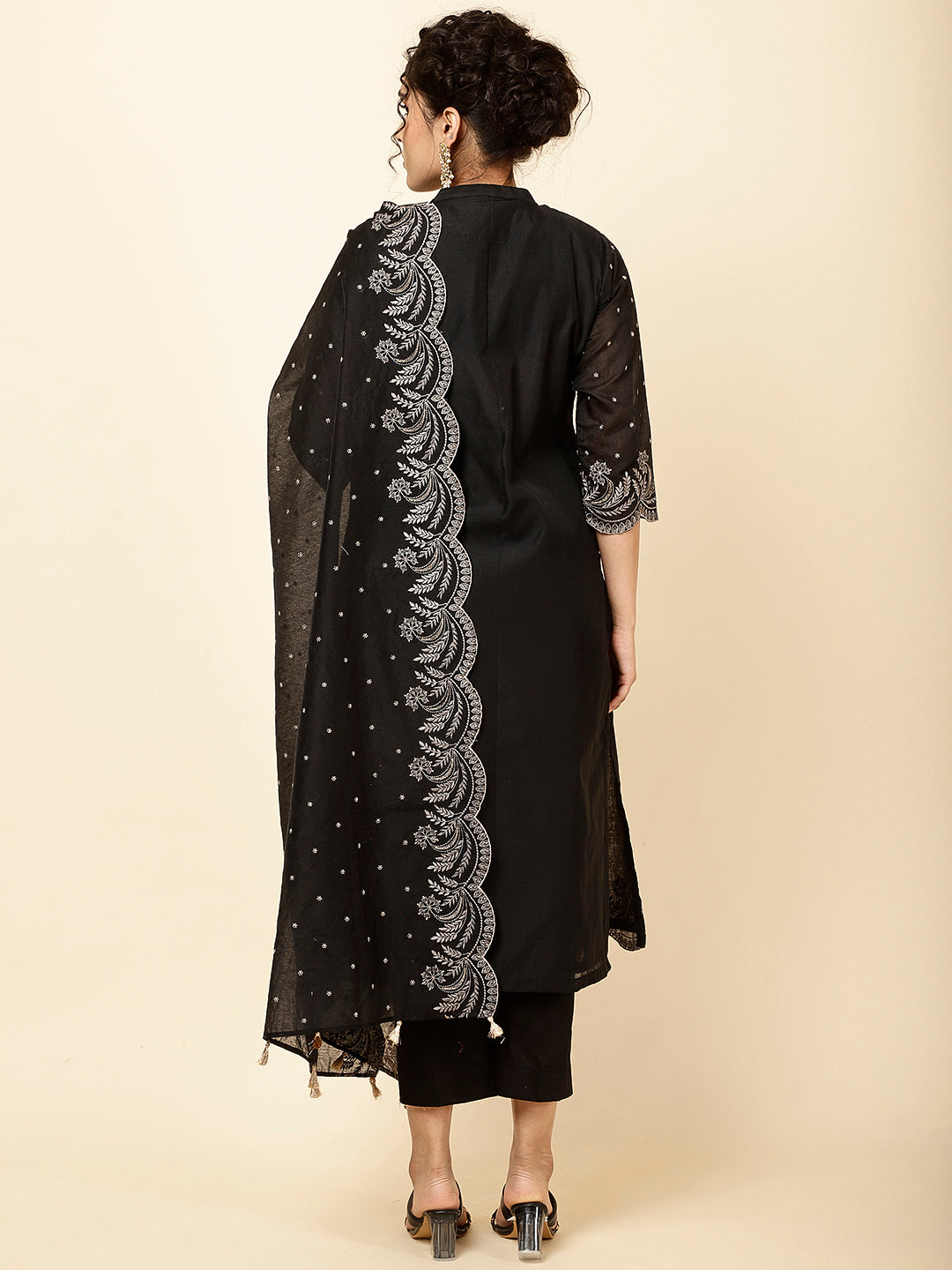Embroidered Chanderi Kurta With Pants &amp; Dupatta