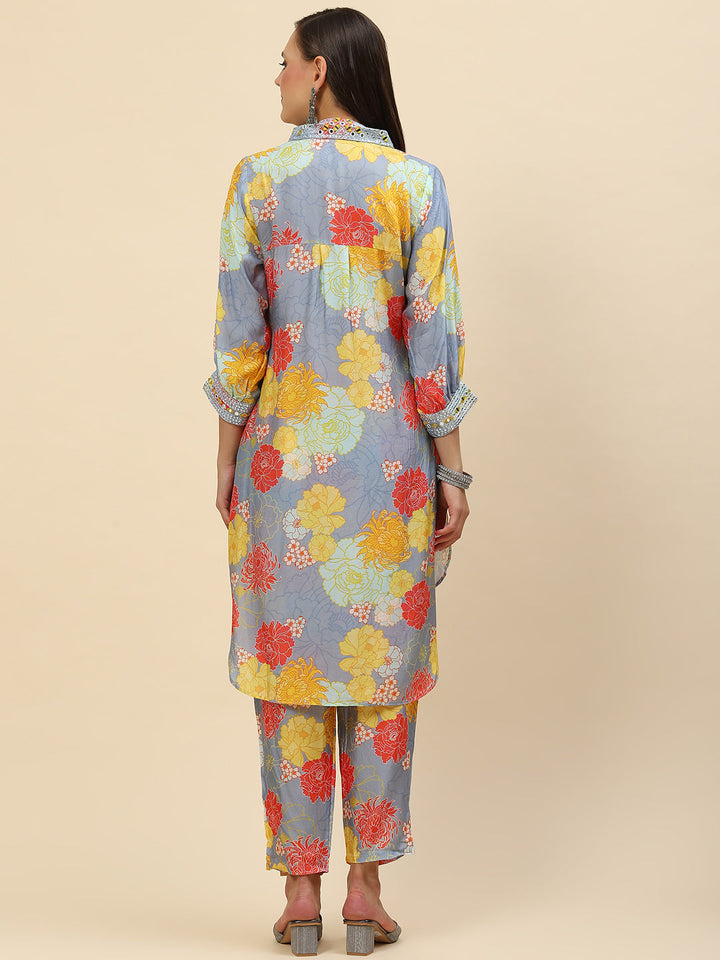 Floral Printed Muslin Kurta With Pants
