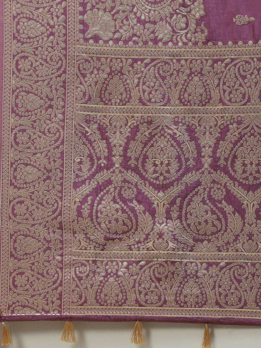 Zari Jaal Handloom Woven Saree