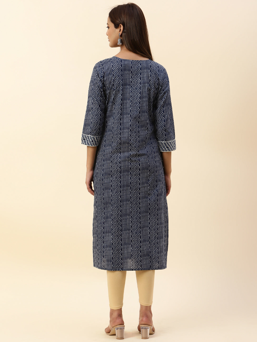 Printed &amp; Neck Embroidered Cotton Kurta