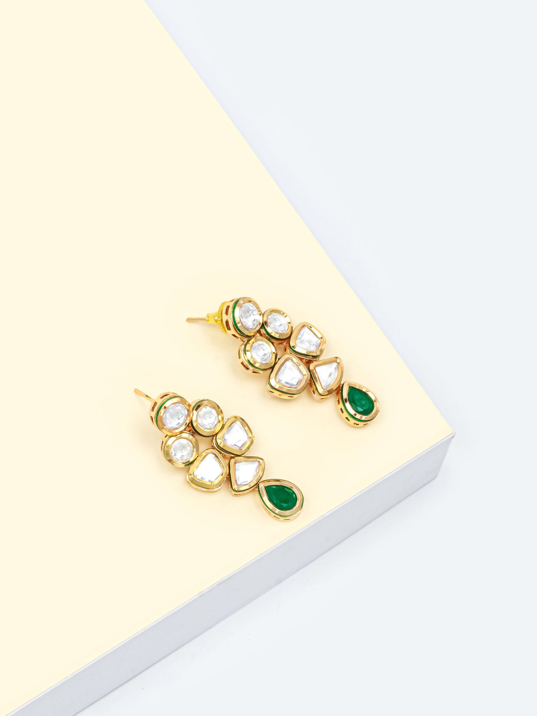 Silver-Green Kundan Necklace Set With Earrings