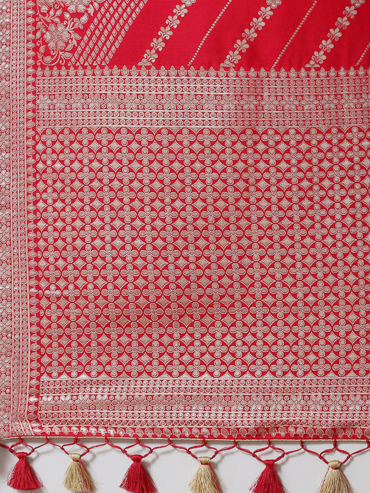 Zari Jaal Woven Dola Handloom Saree