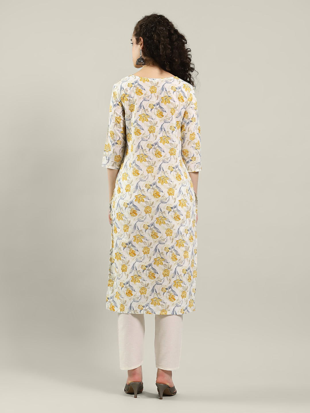 Printed Cotton Blend Kurta &amp; Pants
