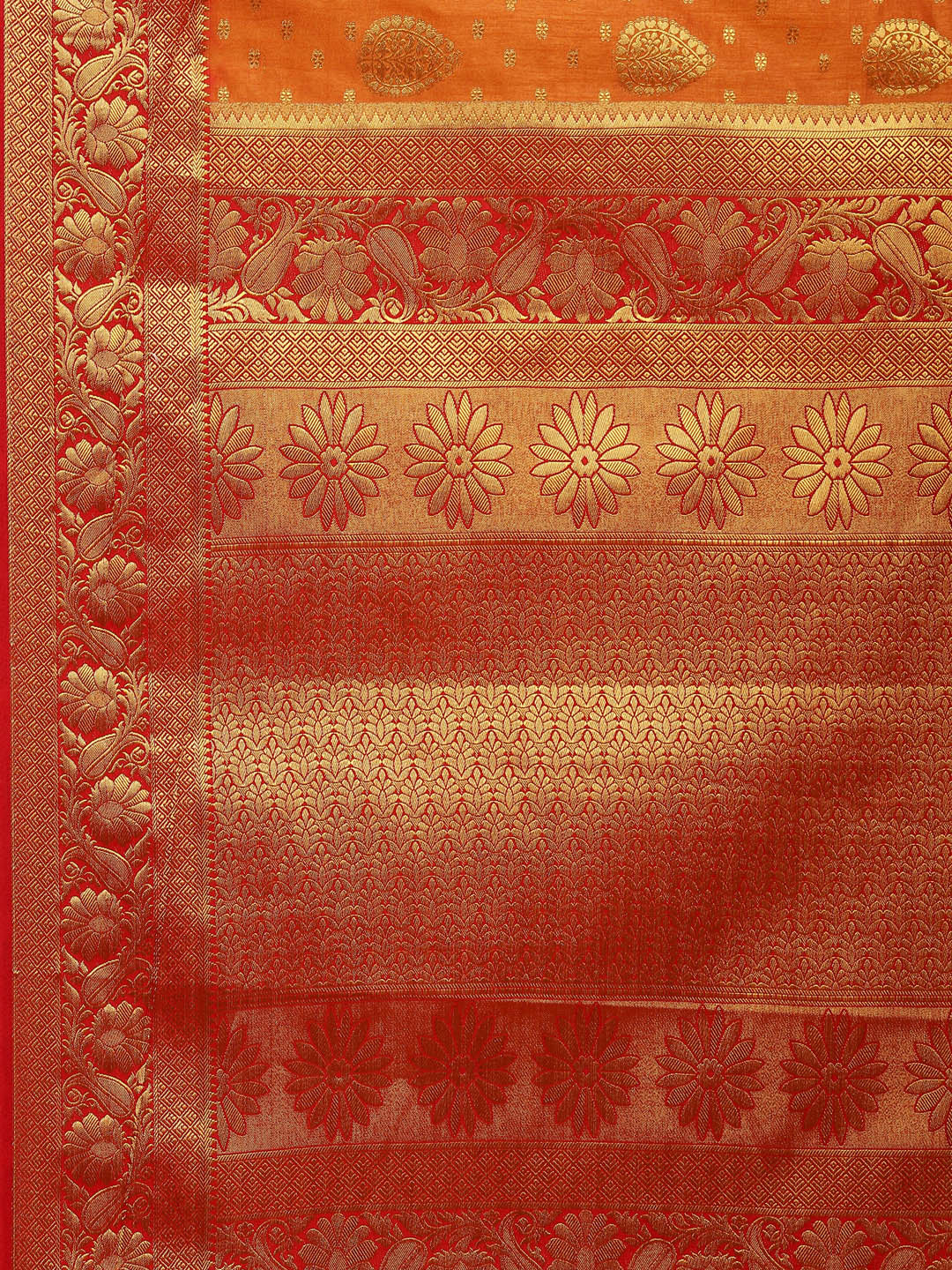 Zari Border Booti Handloom Woven Saree