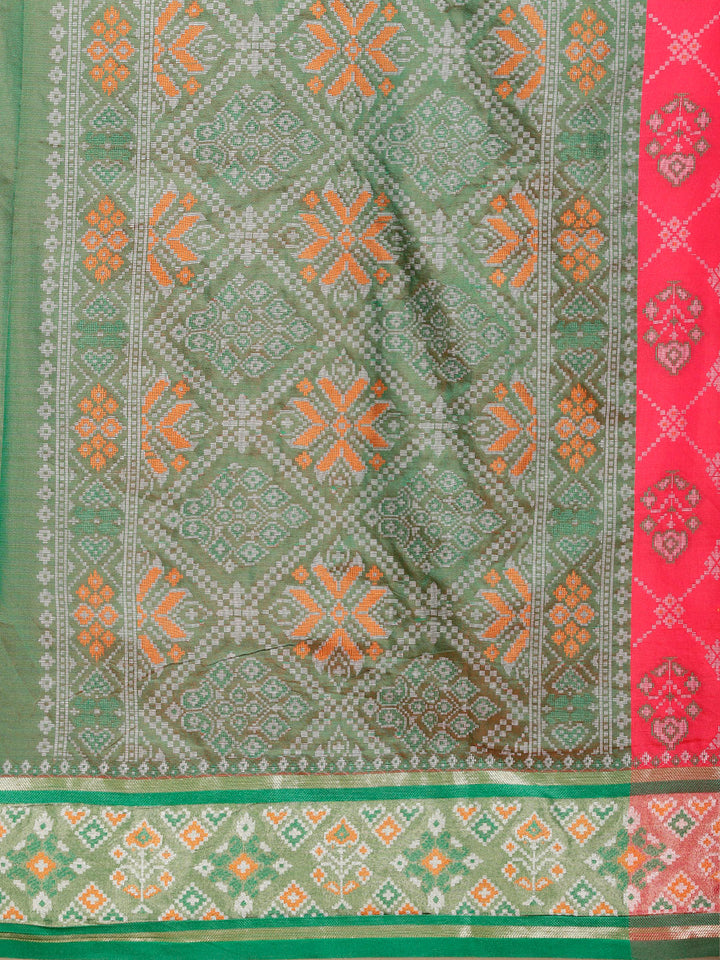 Zari Jaal Handloom Woven Saree