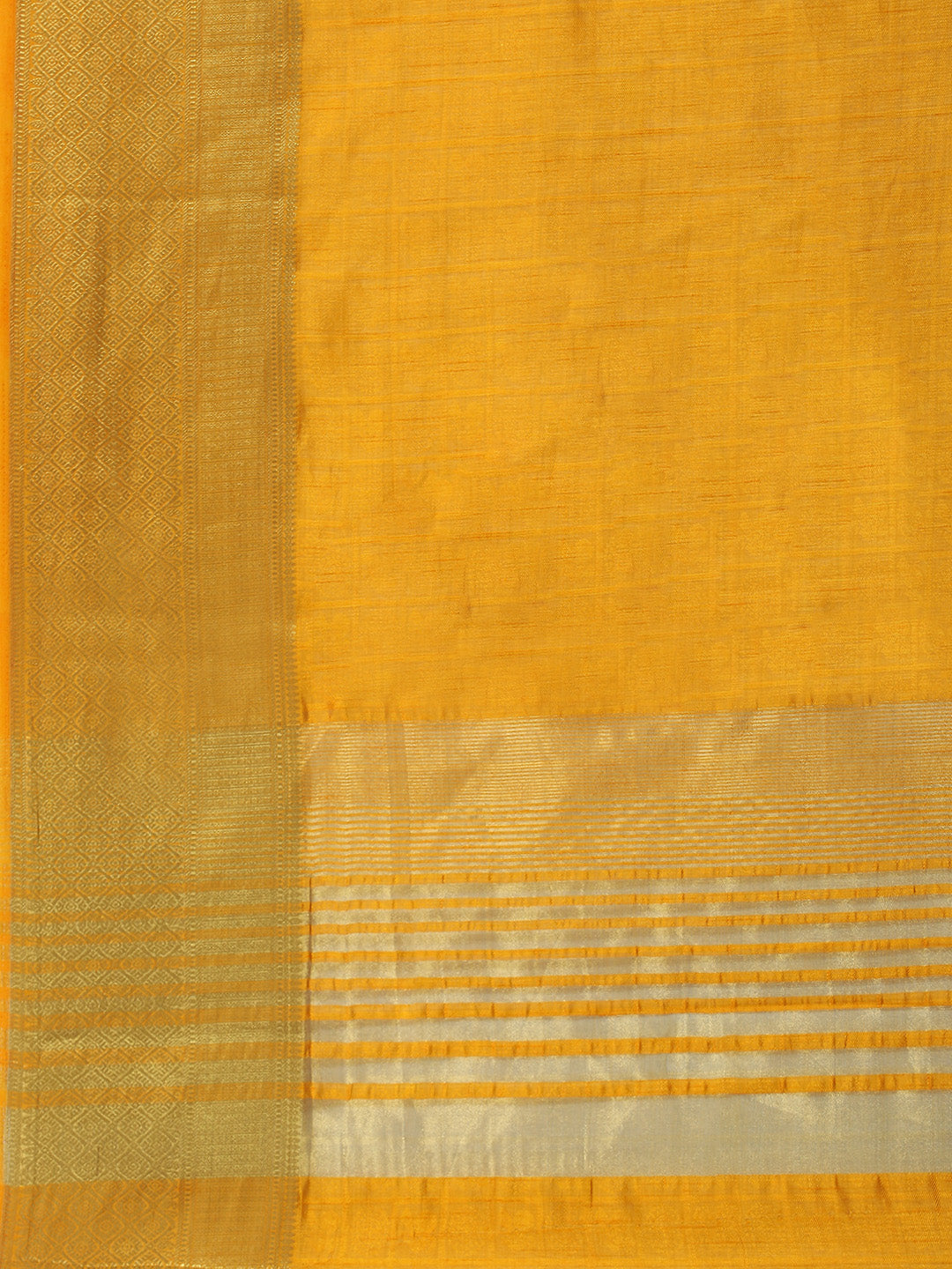 Plain Zari Border Woven Handloom Saree