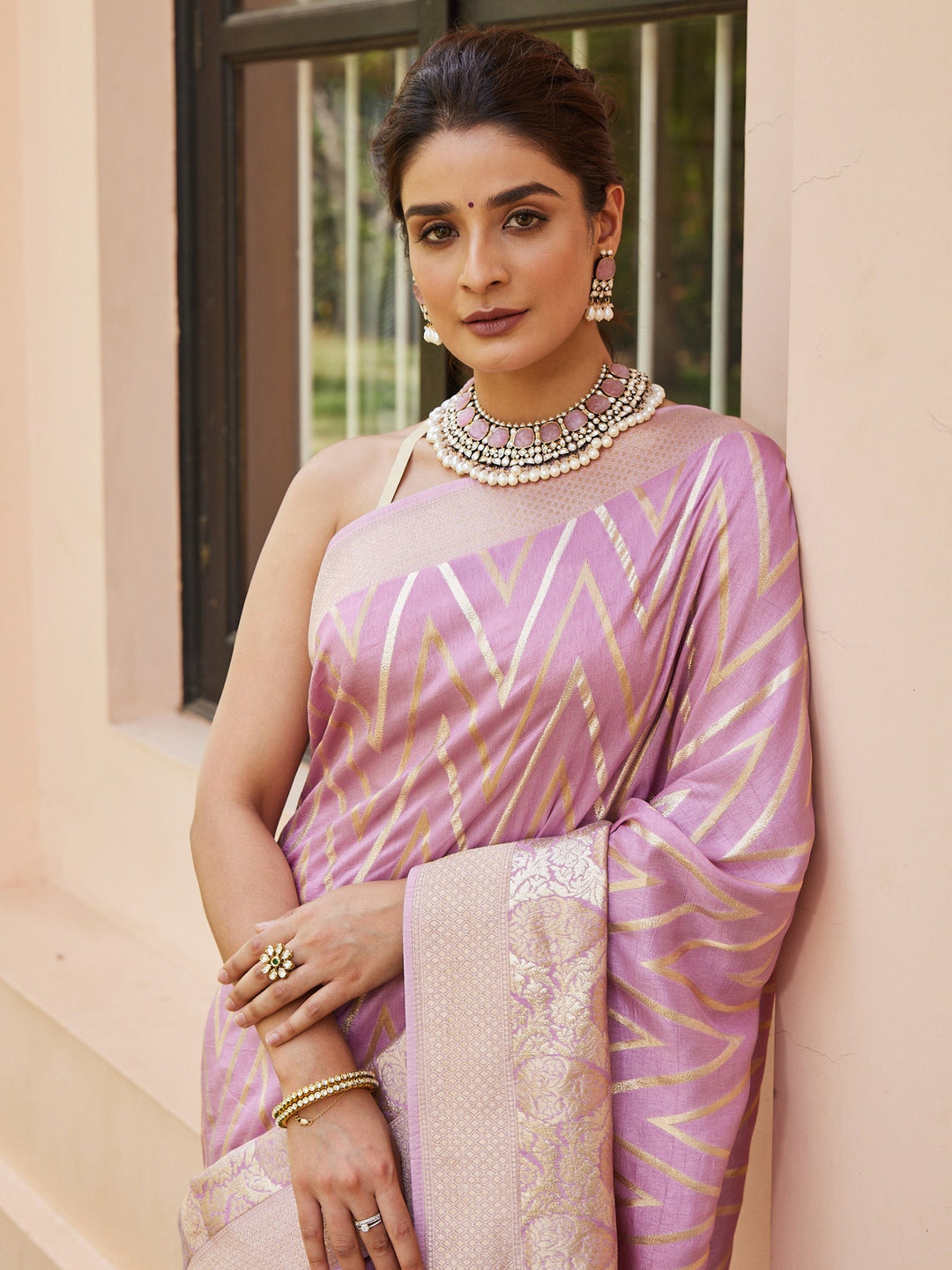 Zari Jaal Banarsi Plain Saree