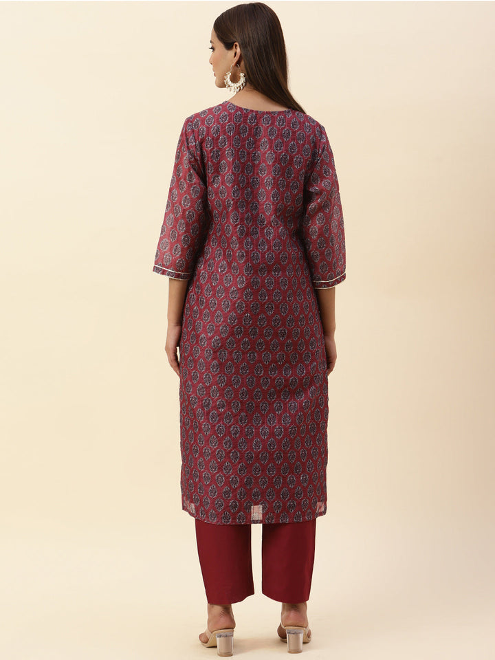 Printed &amp; Neck Embroidered Chanderi Kurta With Pants