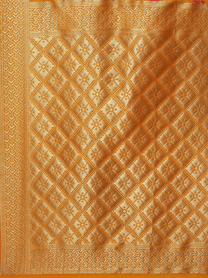 Zari Jaal Handloom Woven Saree