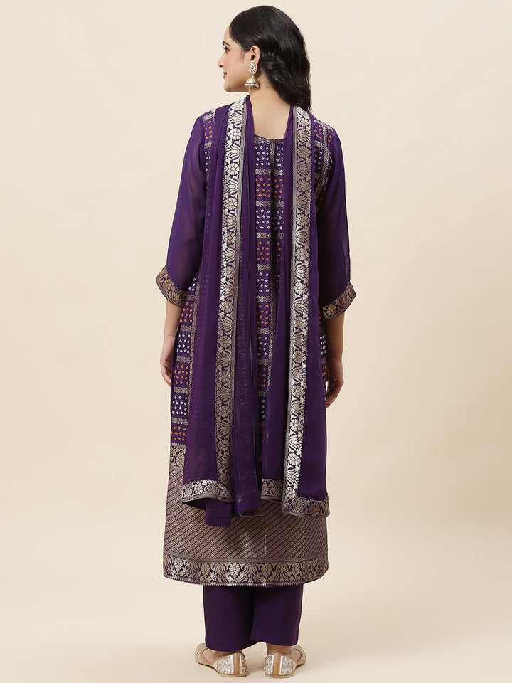 Zari Jaal Handloom Kurta With Pants &amp; Dupatta