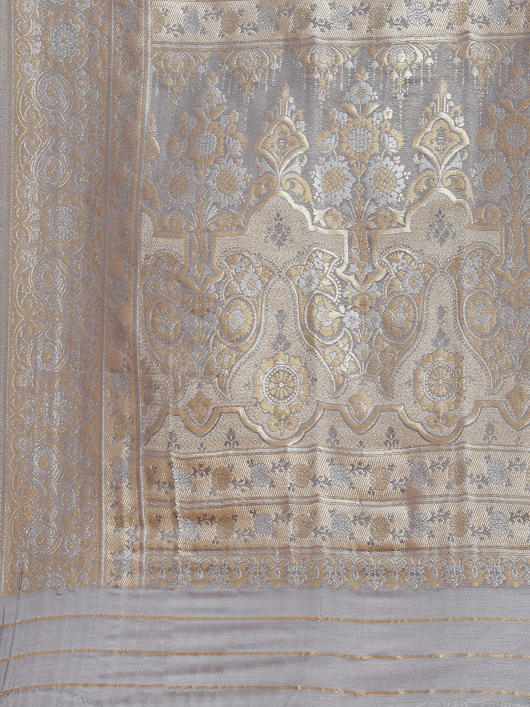 Zari Jaal Handloom Woven Saree