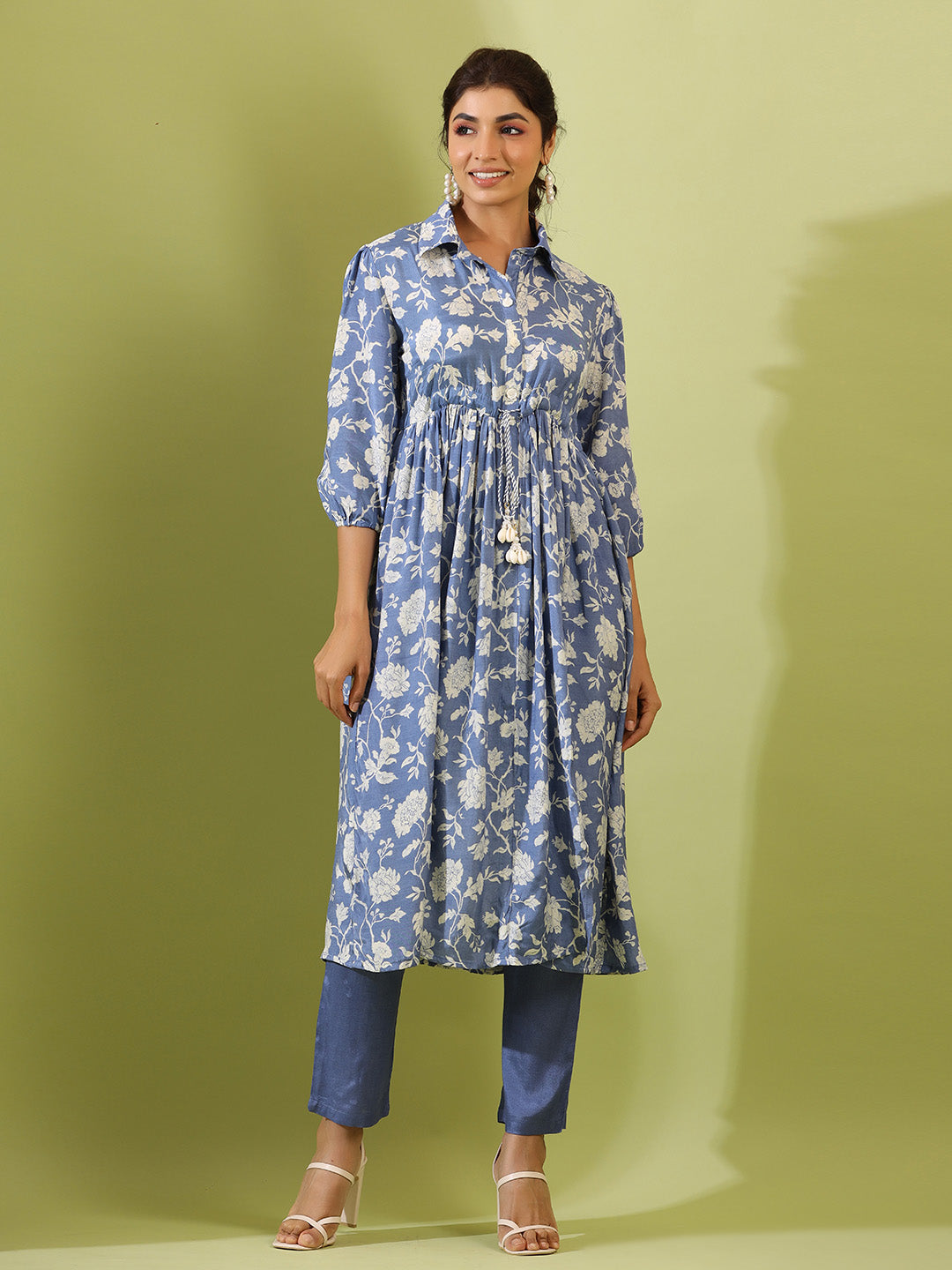 Floral Printed Muslin Kurta With Pants