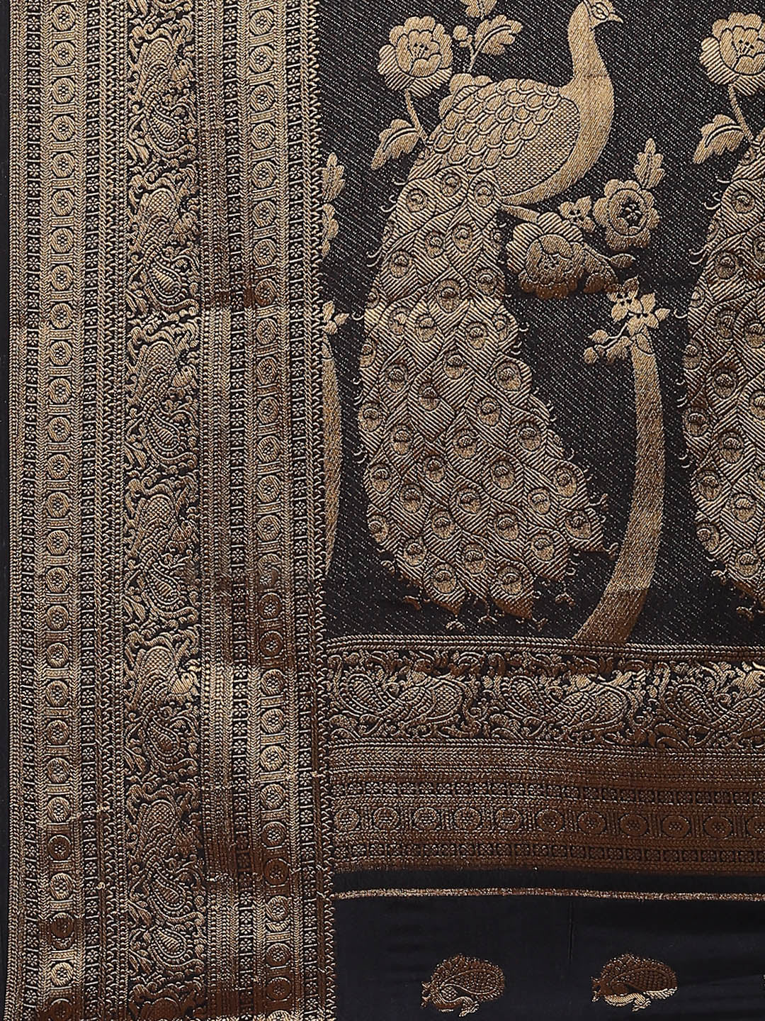 Zari Border Woven Art Handloom Saree