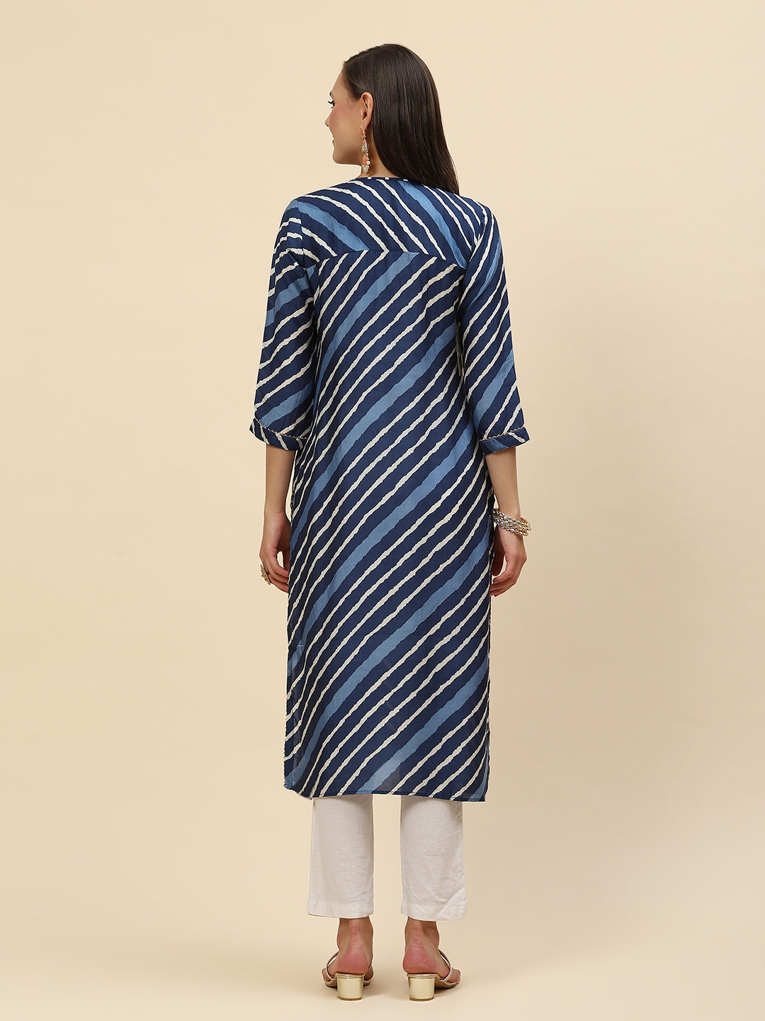 Neck Embroidered &amp; Printed Muslin Kurta