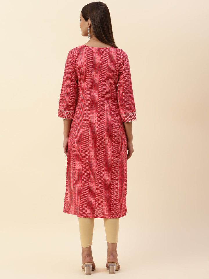 Printed &amp; Neck Embroidered Cotton Kurta